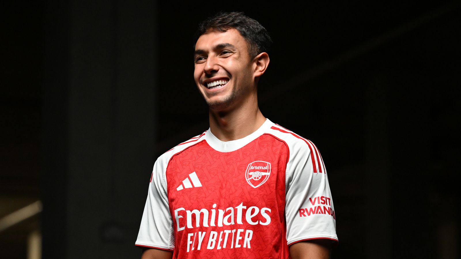 Arsenal 2025/26: Đội Hình Ước Mơ Với Tân Bin Viktor Gyokeres Và Những Bản Hợp Đồng Chất Lượng Khác