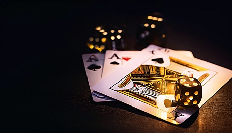 Đánh bài online ăn tiền thật – Giải trí hiện đại hay cơ hội kiếm thêm thu nhập?